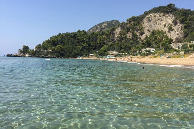 corfu-a-relaxed-day-at-glyfada-beach