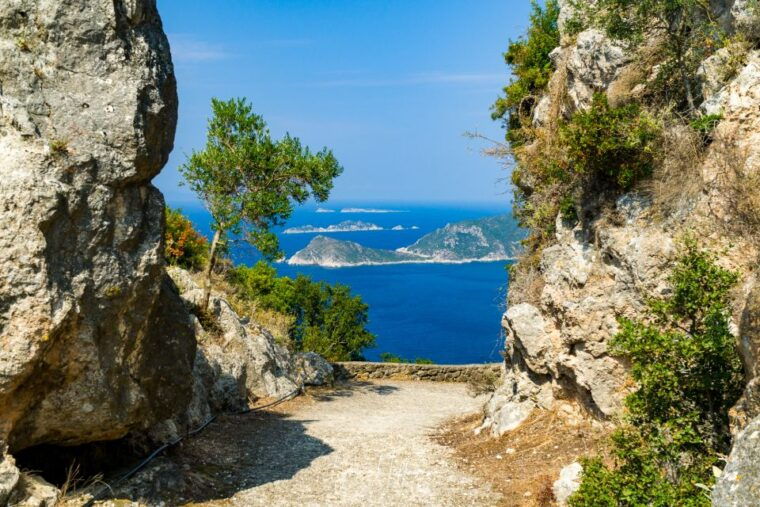 corfu-angel-castle-guided-hike-and-sunset