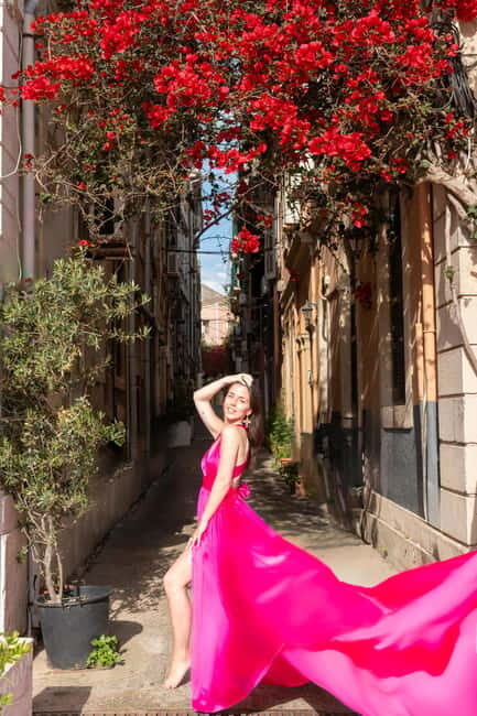 Corfu: Old Town Photoshoot in Flying Dress - FAQ