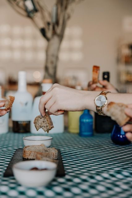 corfu-olive-oil-tasting-from-4-regions-of-greece