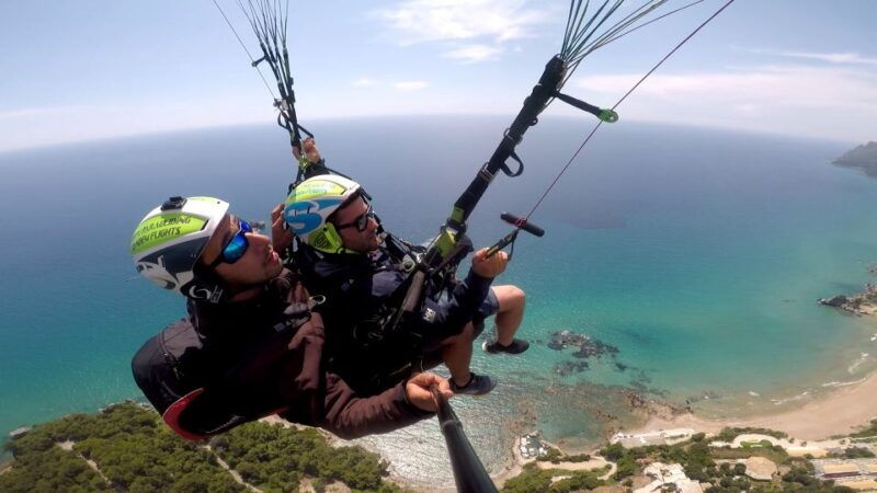 corfu-paragliding-tandem-flight-above-pelekas-town