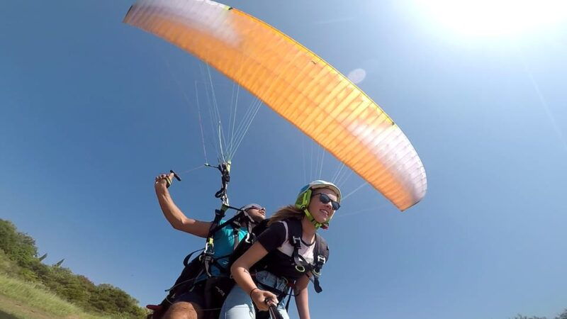 corfu-paragliding-tandem-flight-above-pelekas-town