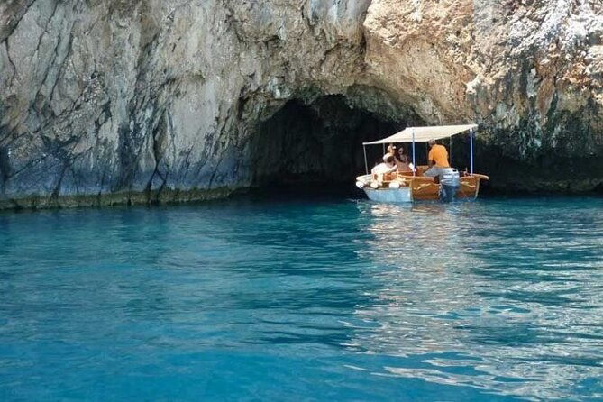 corfu-private-shore-excursion-to-paleokastritsa-glyfada-beach