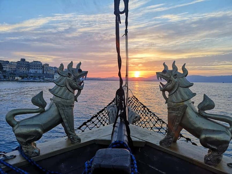 Corfu Town: 75 min. Pirate Ship Cruise around Corfu town - A Closer Look at the Corfu Pirate Ship Cruise Experience