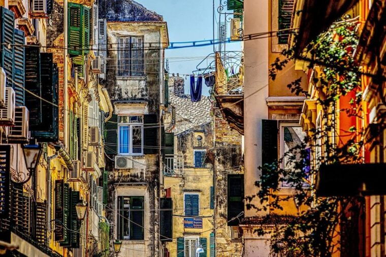 corfu-town-guided-walking-tour-and-local-food-tastings