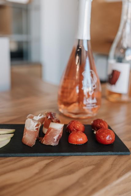 corfu-wine-tasting-with-5-native-grape-varieties-2