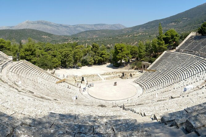 corinth-canal-mycenae-epidaurus-spanish-guided-tour