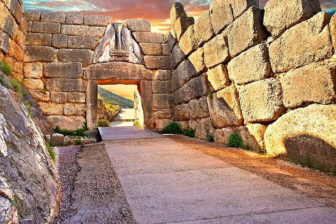 corinth-canal-mycenae-epidaurus-spanish-guided-tour