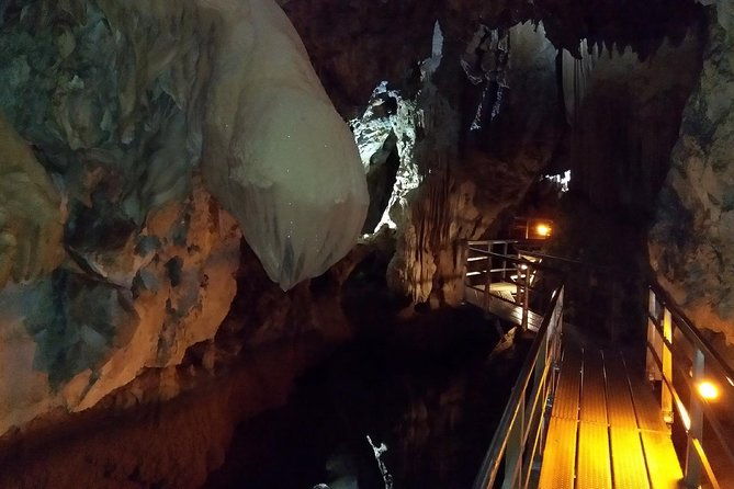 corinth-cave-of-lakes-odontotos-railway-private-tour-with-greek-lunch-included