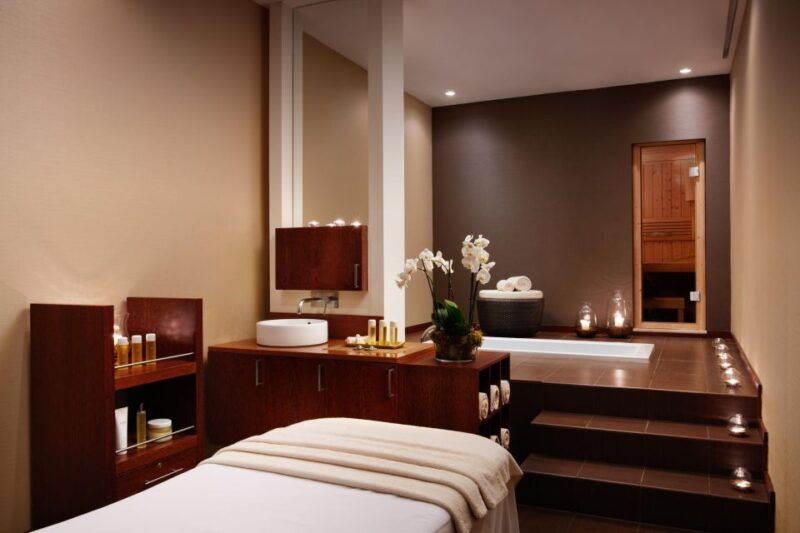 corinthia-signature-massage-at-the-spa