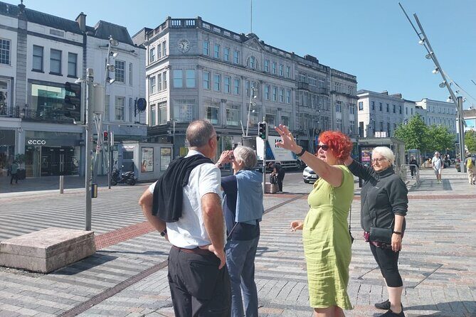 Cork Chat and History Walking Tour - Key Points