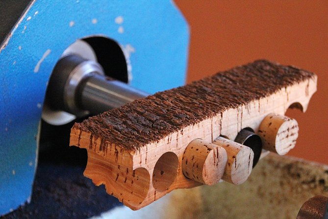 cork-factory-tour-cork-shop