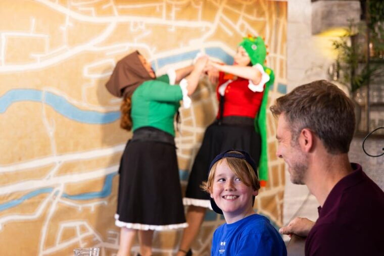 cork-hysterical-histories-comedic-dinner-theater-show