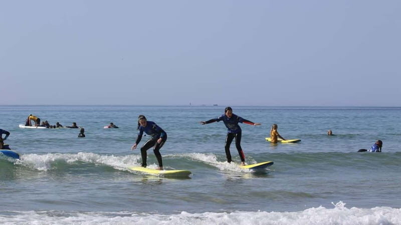 Cornwall: Beginner or Improver Surf Lesson with Gear - Who Would Enjoy This Most?