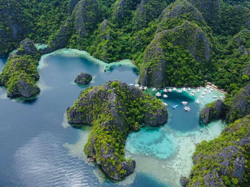 coron-island-sunset-cruise-luxury-trimaran-relax-unwind