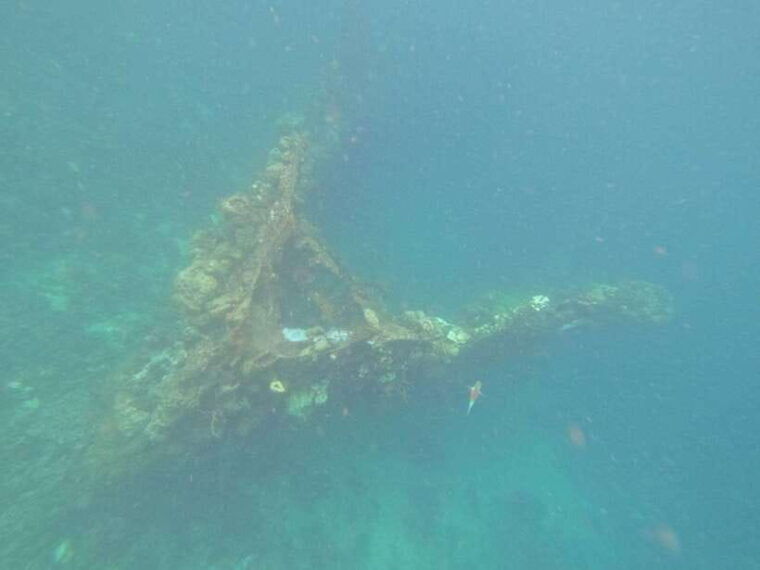 coron-kayangan-lake-twin-lagoon-and-siete-pecados-tour