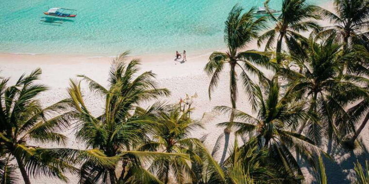 coron-palawan-best-culion-beaches-via-private-speedboat