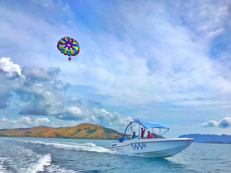 coron-parasailing-experience