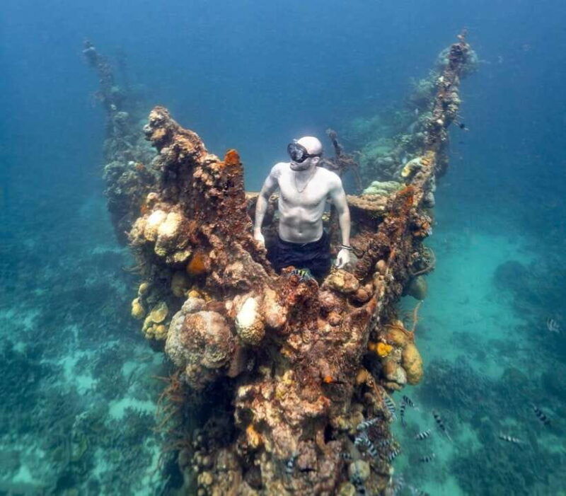 coron-private-tour-with-kayangan-lake-and-twin-lagoon