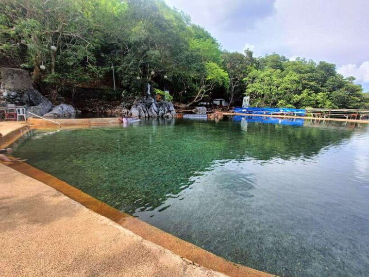 coron-town-tour-maquinit-hotspring-mt-tapyas-trekking