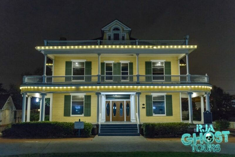 corpus-christi-guided-ghost-tour