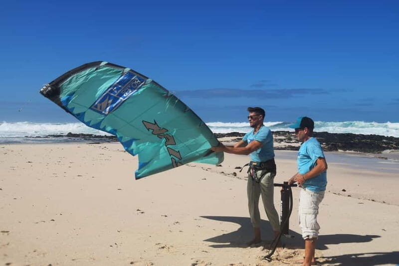 Corralejo: KITESURF BEGINNER COURSES. Semi-Private groups - Who Should Consider This Course?  