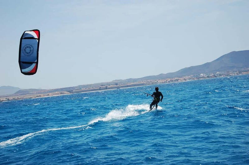 Corralejo: KITESURF BEGINNER COURSES. Semi-Private groups - FAQ  