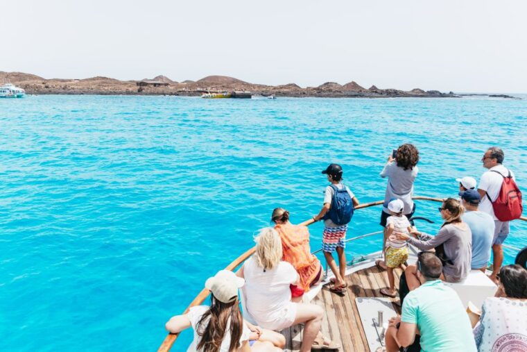 corralejo-return-ferry-ticket-to-lobos-island-fuerteventura