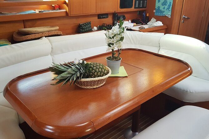 Corsica Tour by Sailboat from Santa Teresa di Gallura - The Crew and Atmosphere