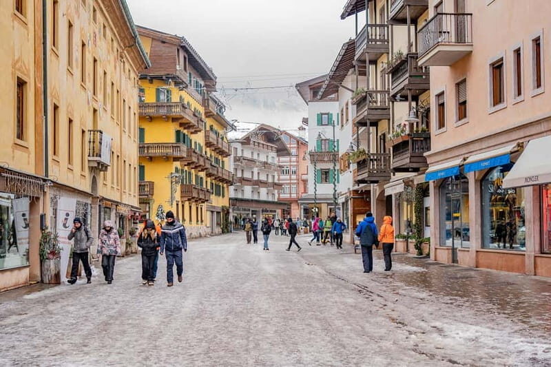 Cortina: Private Photoshoot and Walking Tour - FAQ