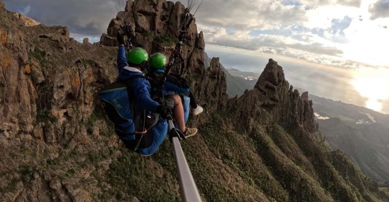 costa-adaje-paragliding-from-1100m-incredible-landscape