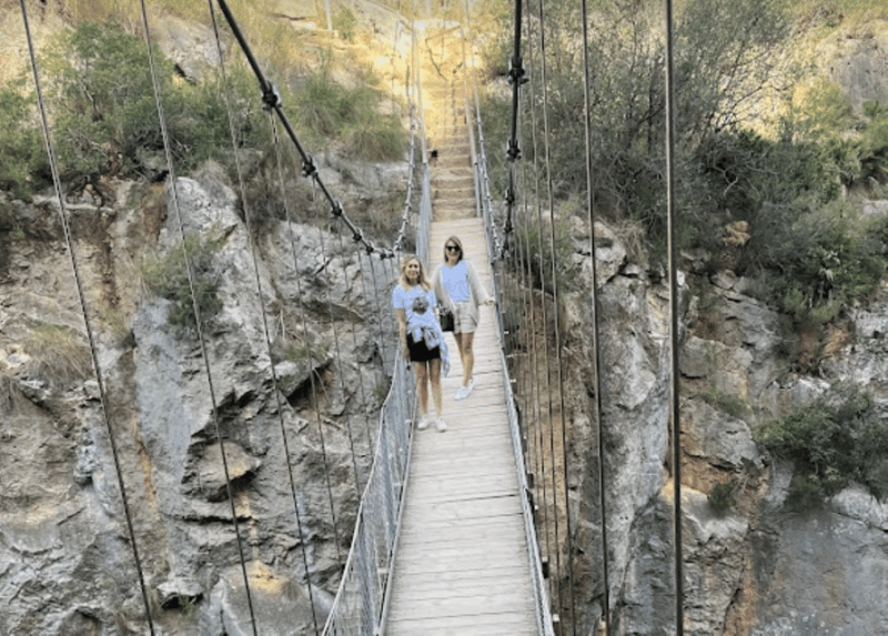 costa-blanca-chulilla-and-the-hanging-bridges-tour