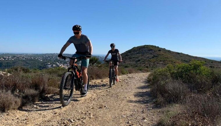 costa-blanca-e-mtb-tour-at-the-steep-coast
