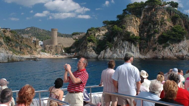 costa-brava-boat-ride-and-tossa-visit-with-hotel-pickup