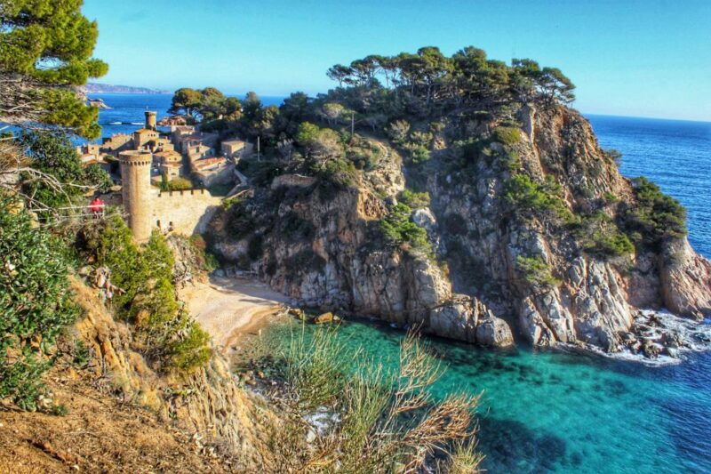 costa-brava-discovering-beaches-hiking-and-swimming
