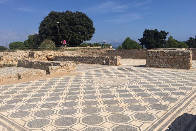 Costa Brava Private Experience by Car with local expertise - What Makes This Tour Stand Out?