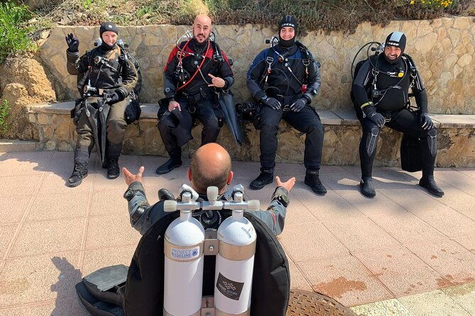 costa-brava-scuba-diving-tour-lunch-and-a-visit-to-tossa-de-mar