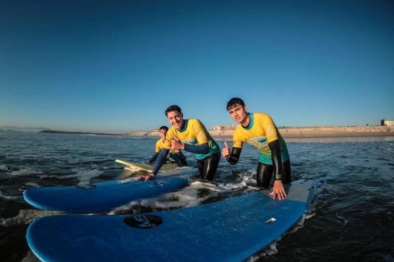 costa-da-caparica-sunset-surf-lesson