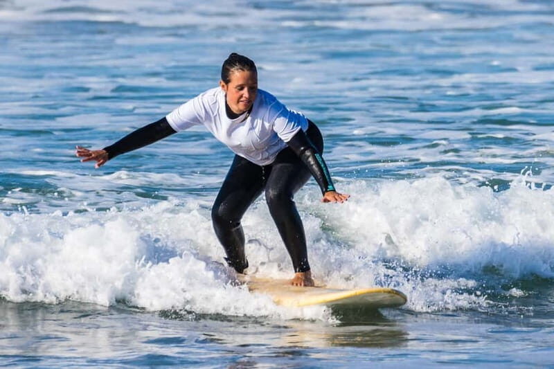 Costa da Caparica: Surf Lesson 2 hour All levels - Group Size and Personal Attention