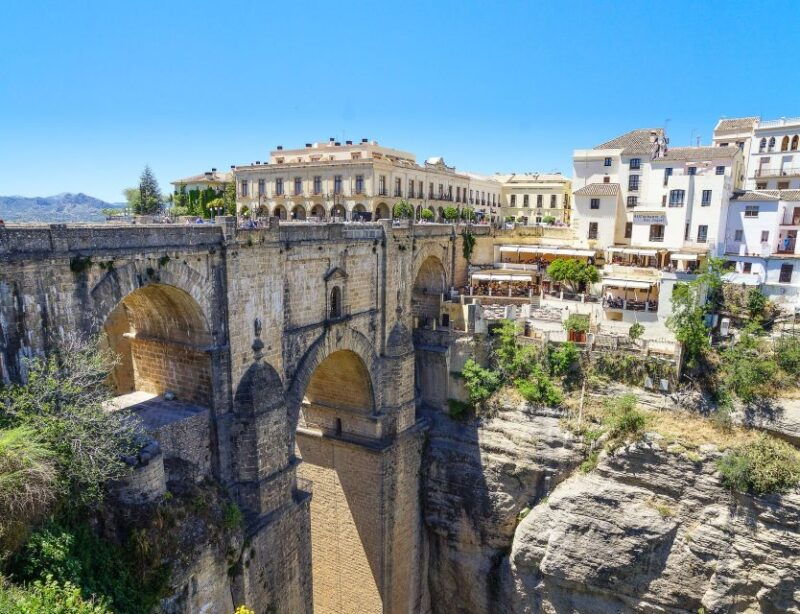costa-del-sol-day-trip-to-ronda-and-setenil