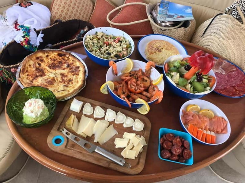 Costa Tropical: Half-Day Yacht Cruise with Food and Drinks - Why This Cruise Is a Great Choice