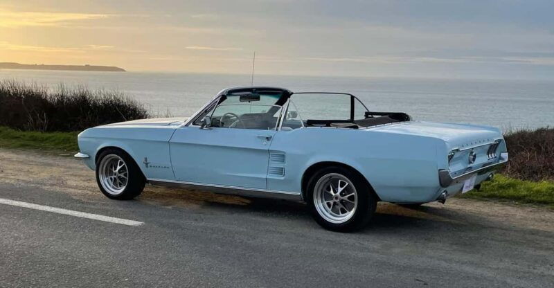 cote-demeraude-ford-mustang-tour-on-the-emerald-coast