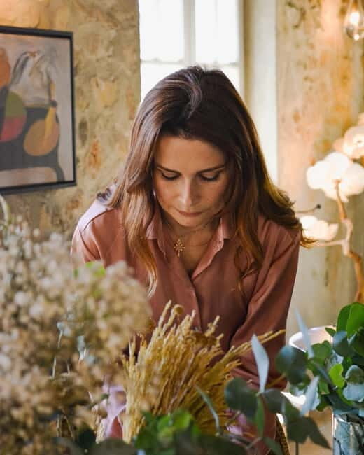 Cotignac: Workshop for creating dried flower crowns - Who Will Love This Workshop?