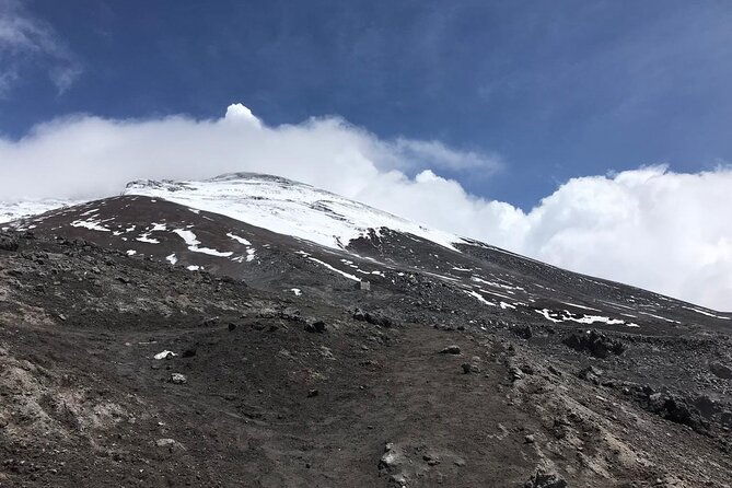 cotopaxi-and-volcanoes-avenue
