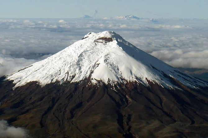 cotopaxi-national-reserve-bike-and-hike-day-trip