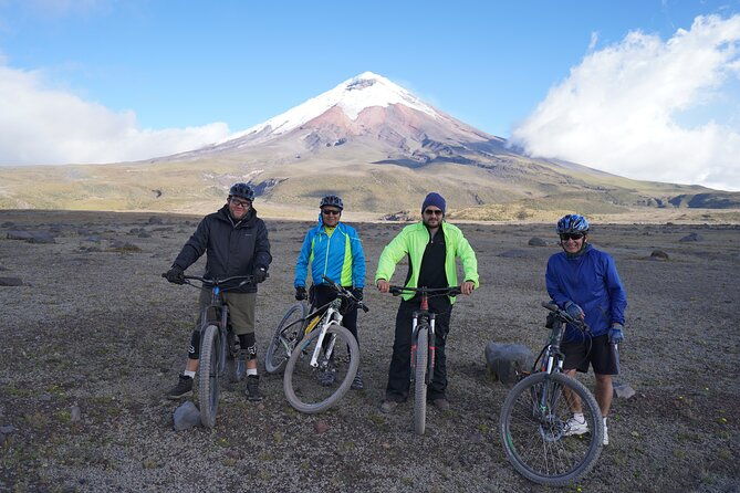 cotopaxi-volcano-biking-small-group-full-day-tour