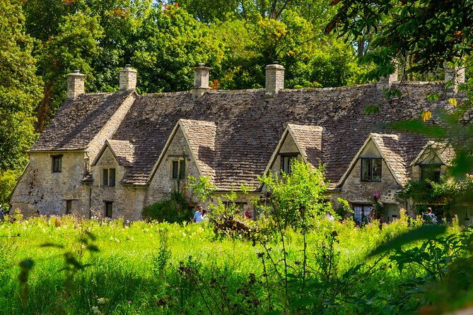 cotswolds-village-private-car-tour-and-photoshoot-2