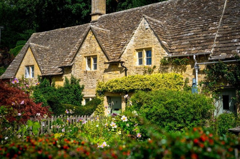 cotswolds-village-private-car-tour-and-photoshoot-3