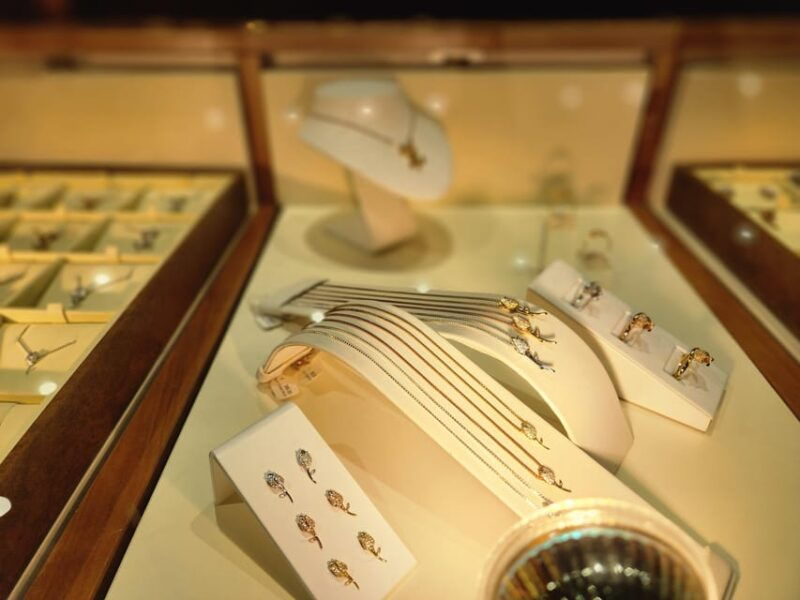 country-sidezaanse-schansewindmills-cheesefarm-volendam