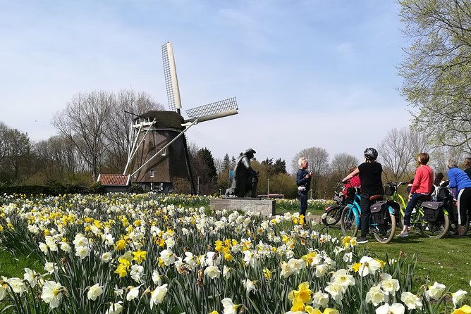 countryside-bike-tour-from-amsterdam-a-windmill-and-dutch-cheese